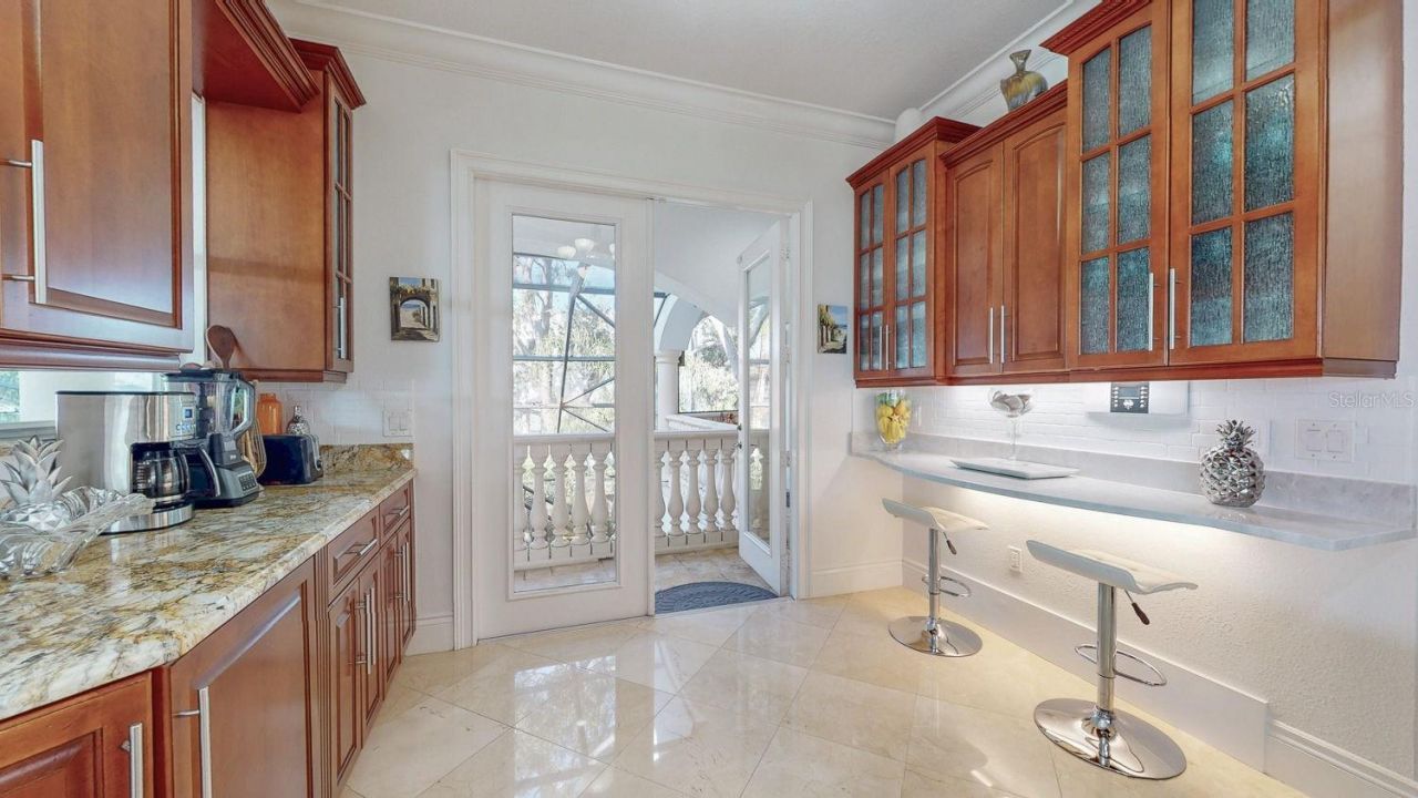 6233 Bayshore Boulevard, Tampa, FL 33611 Photo