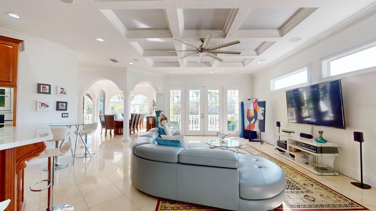 6233 Bayshore Boulevard, Tampa, FL 33611 Photo