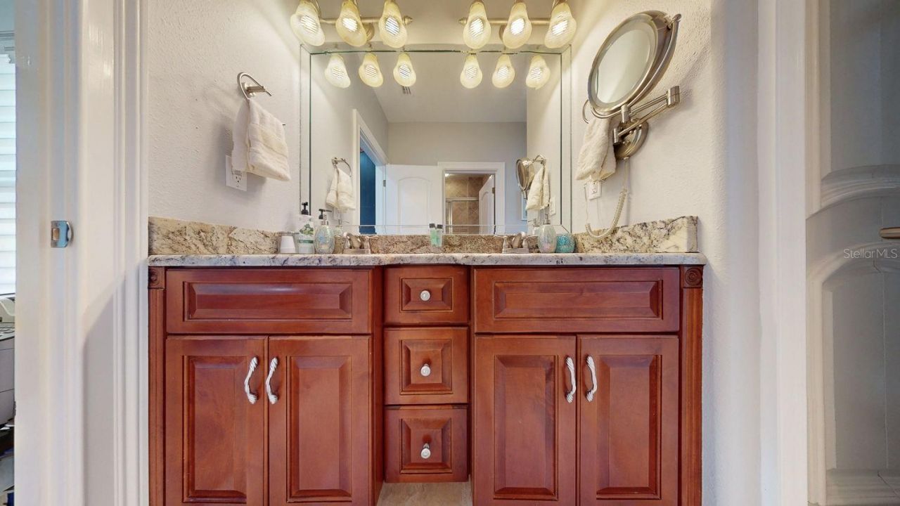 6233 Bayshore Boulevard, Tampa, FL 33611 Photo