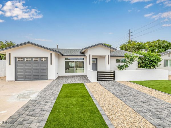 5207 E WINDSOR Avenue, Phoenix, AZ 85008