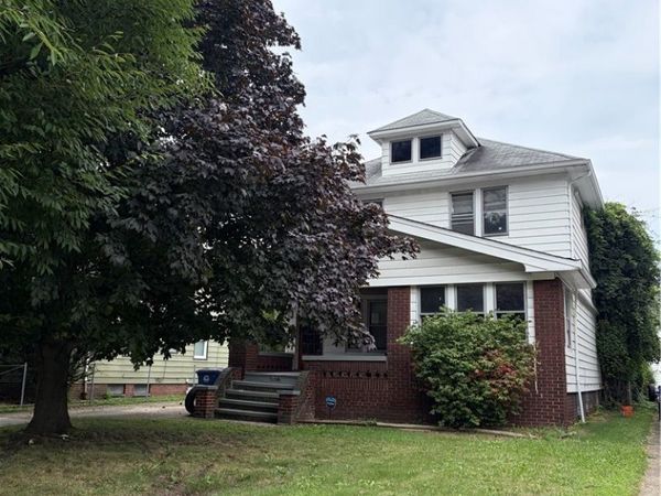 15313 Lake Shore Boulevard, Cleveland, OH 44110