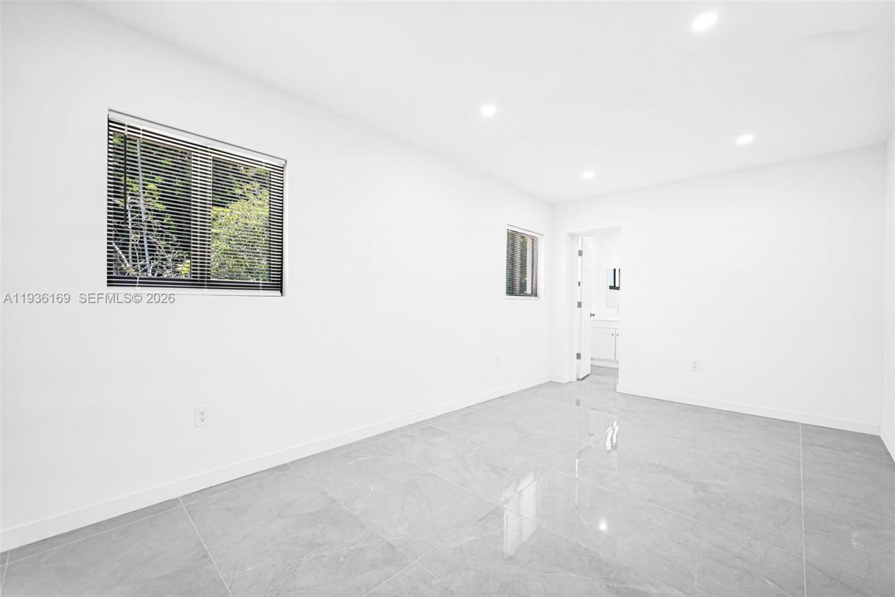 8280 NW 5th Ave , Miami, FL 33150 Photo