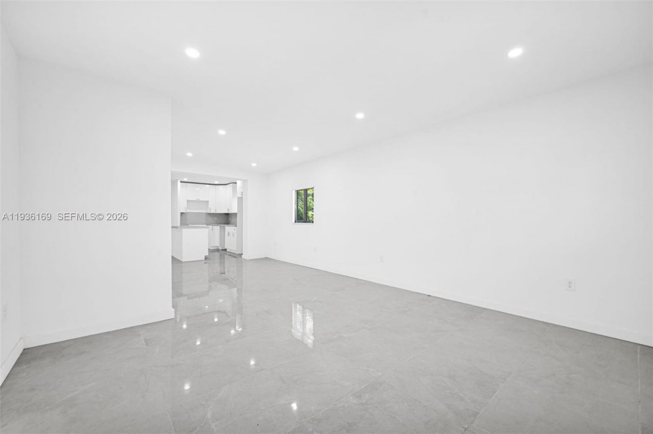 8280 NW 5th Ave , Miami, FL 33150 Photo