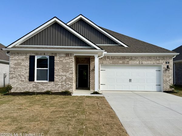 54 Powell Place, Byhalia, MS 38611