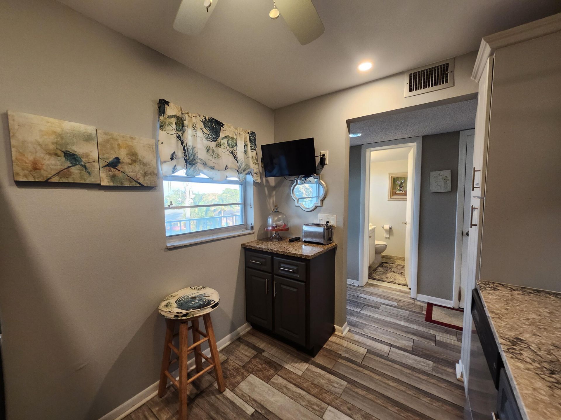 300 NE 26th Avenue, Unit 305, Boynton Beach, FL 33435 Photo