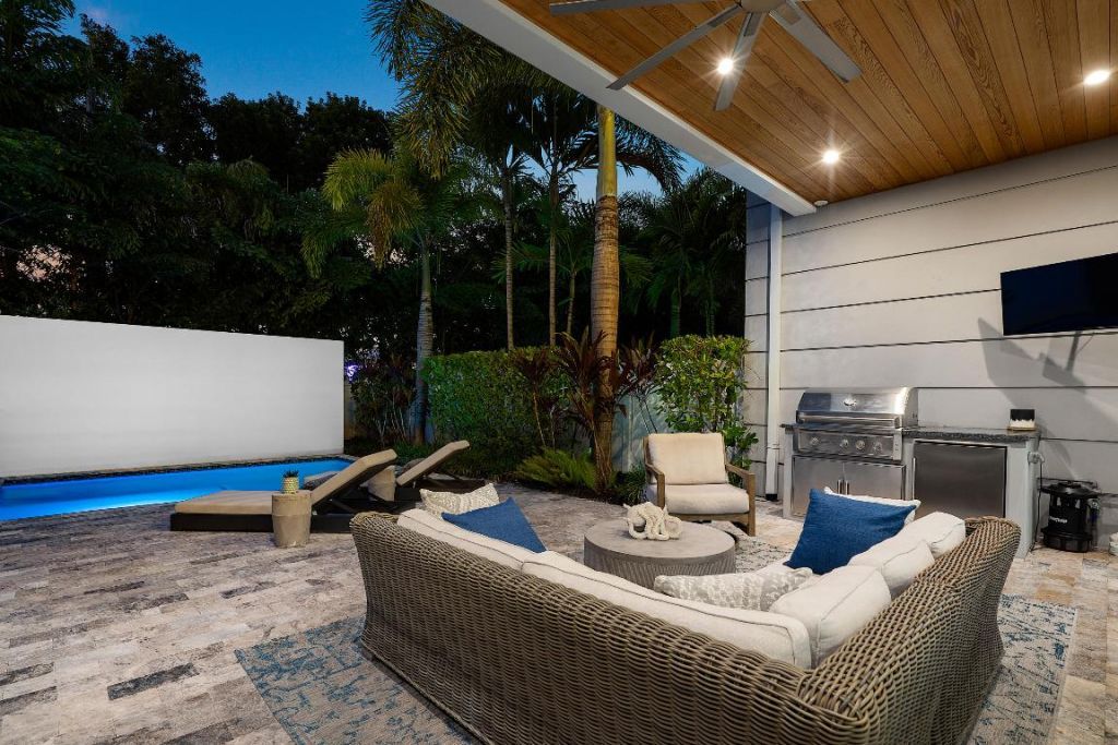 820 NE 7th Avenue, Delray Beach, FL 33483 Photo