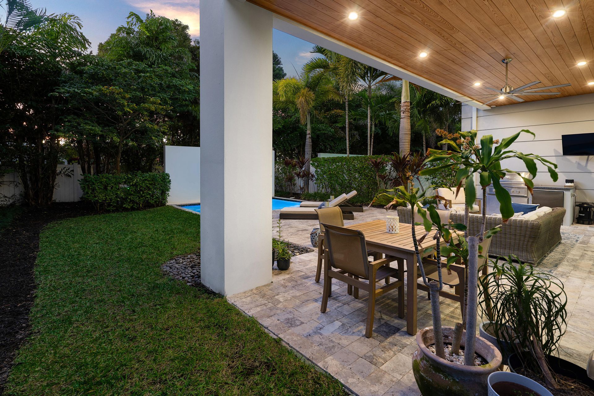 820 NE 7th Avenue, Delray Beach, FL 33483 Photo