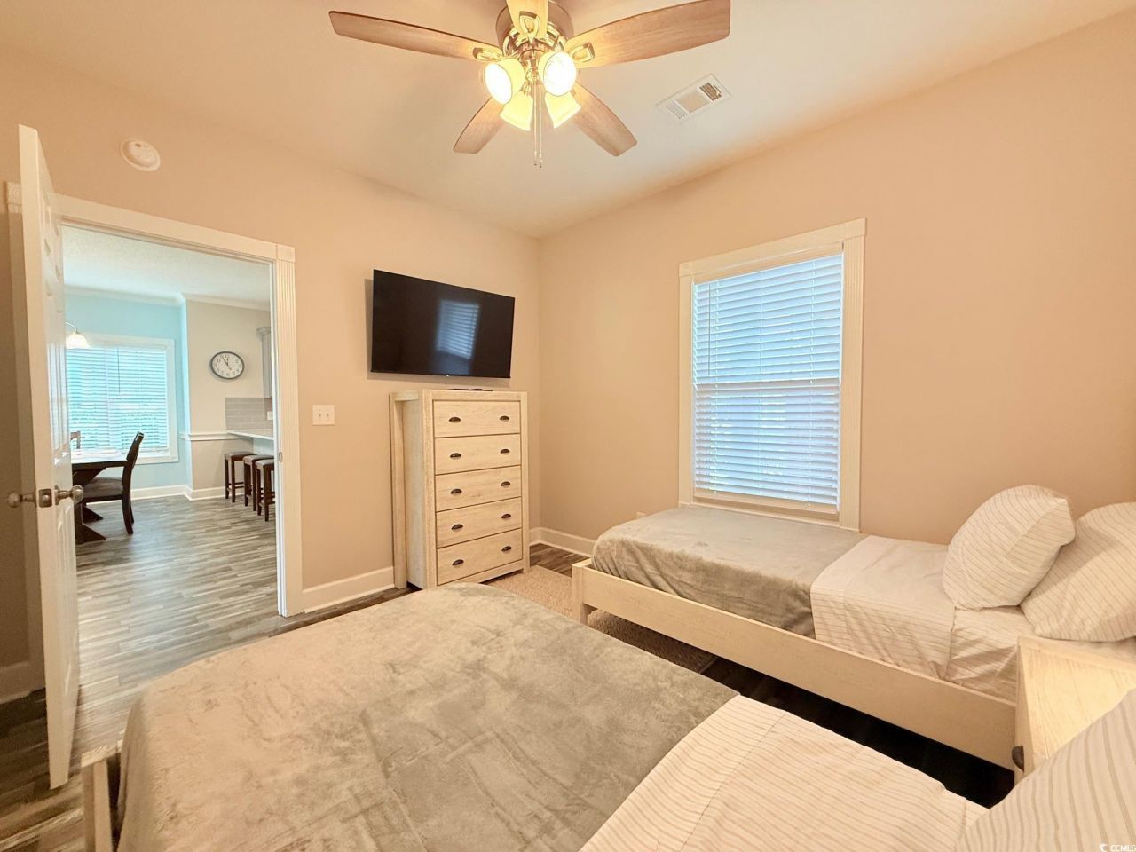 4860 Carnation Circle Photo 20