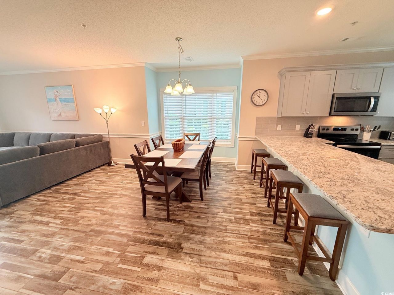 4860 Carnation Circle Photo 6