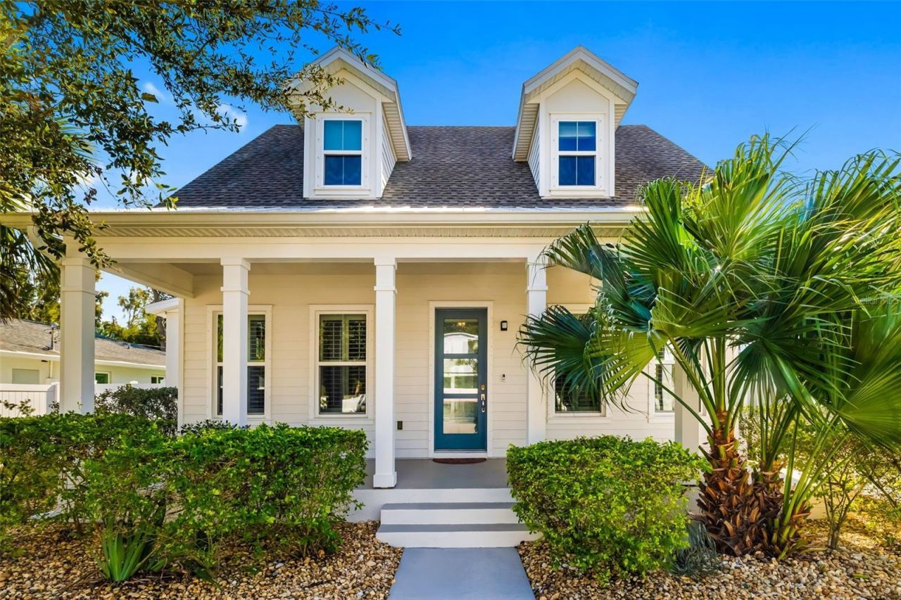 2576 Wood Street, Sarasota, FL 34237 Photo