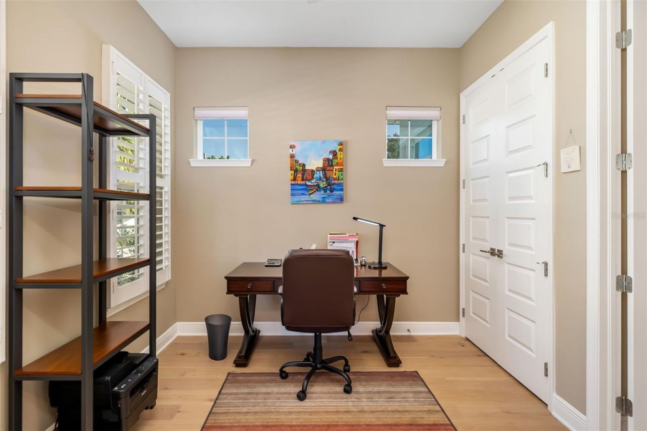 2576 Wood Street, Sarasota, FL 34237 Photo