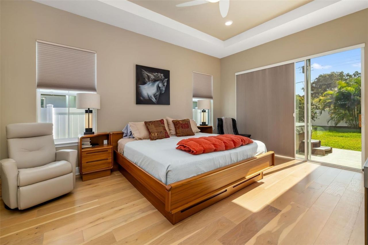 2576 Wood Street, Sarasota, FL 34237 Photo