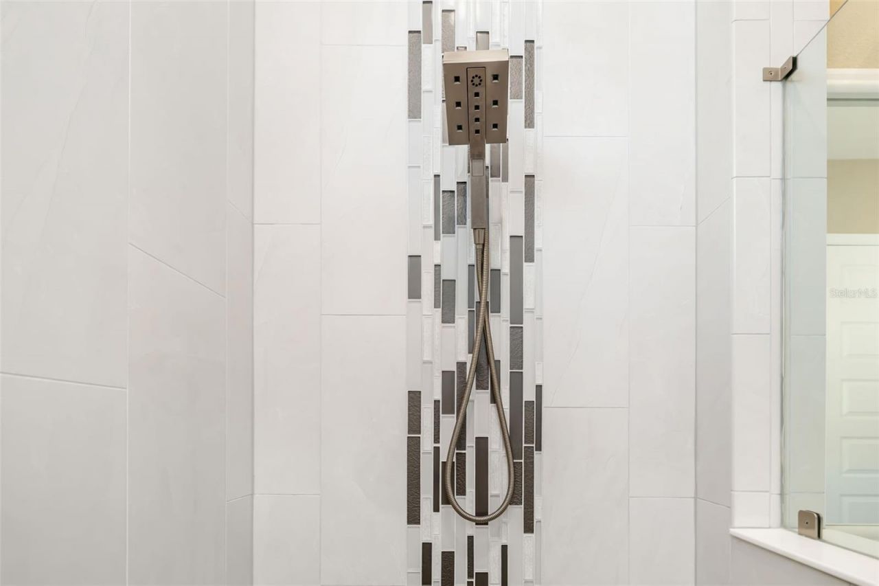 2576 Wood Street, Sarasota, FL 34237 Photo