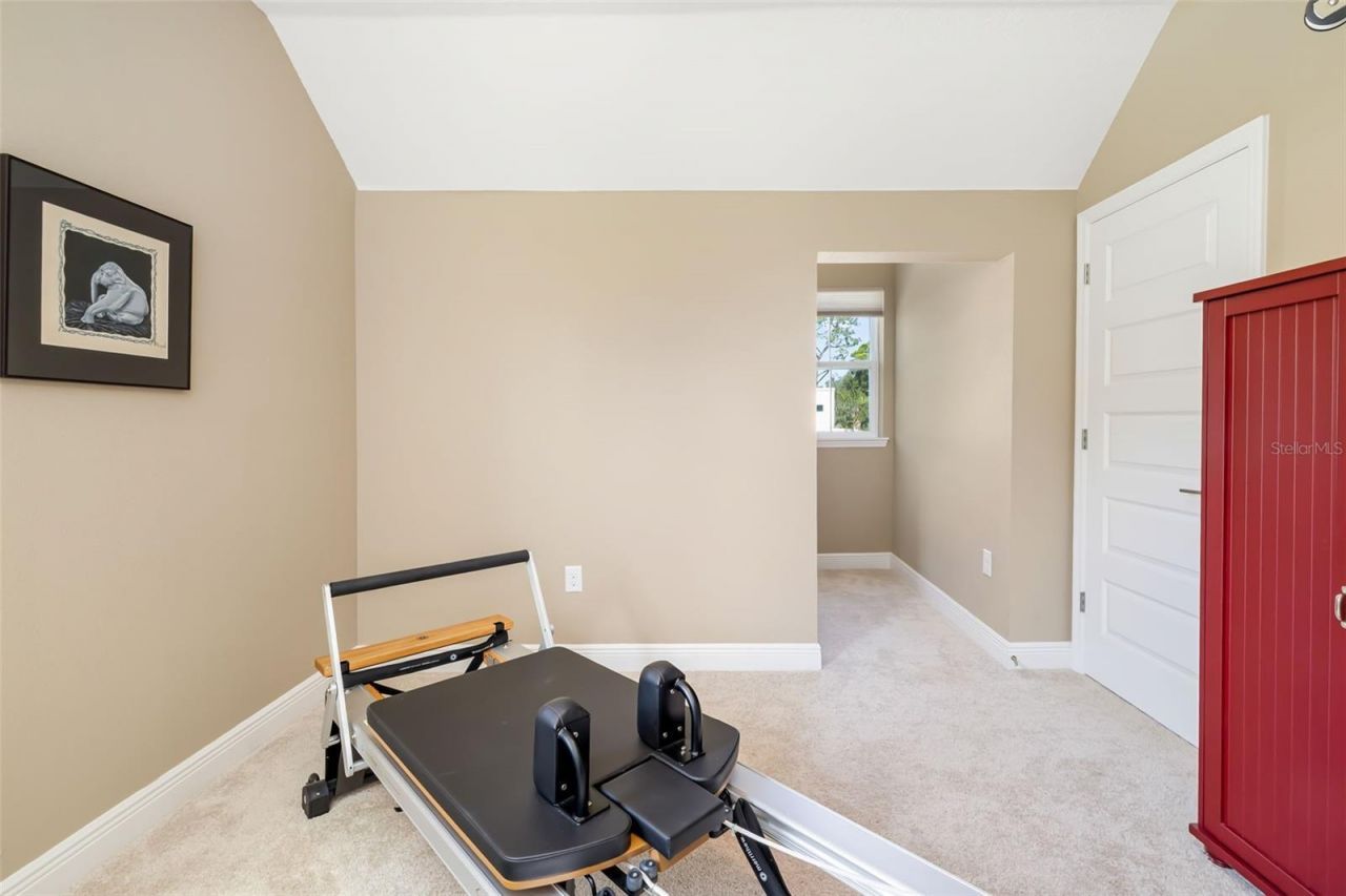 2576 Wood Street, Sarasota, FL 34237 Photo