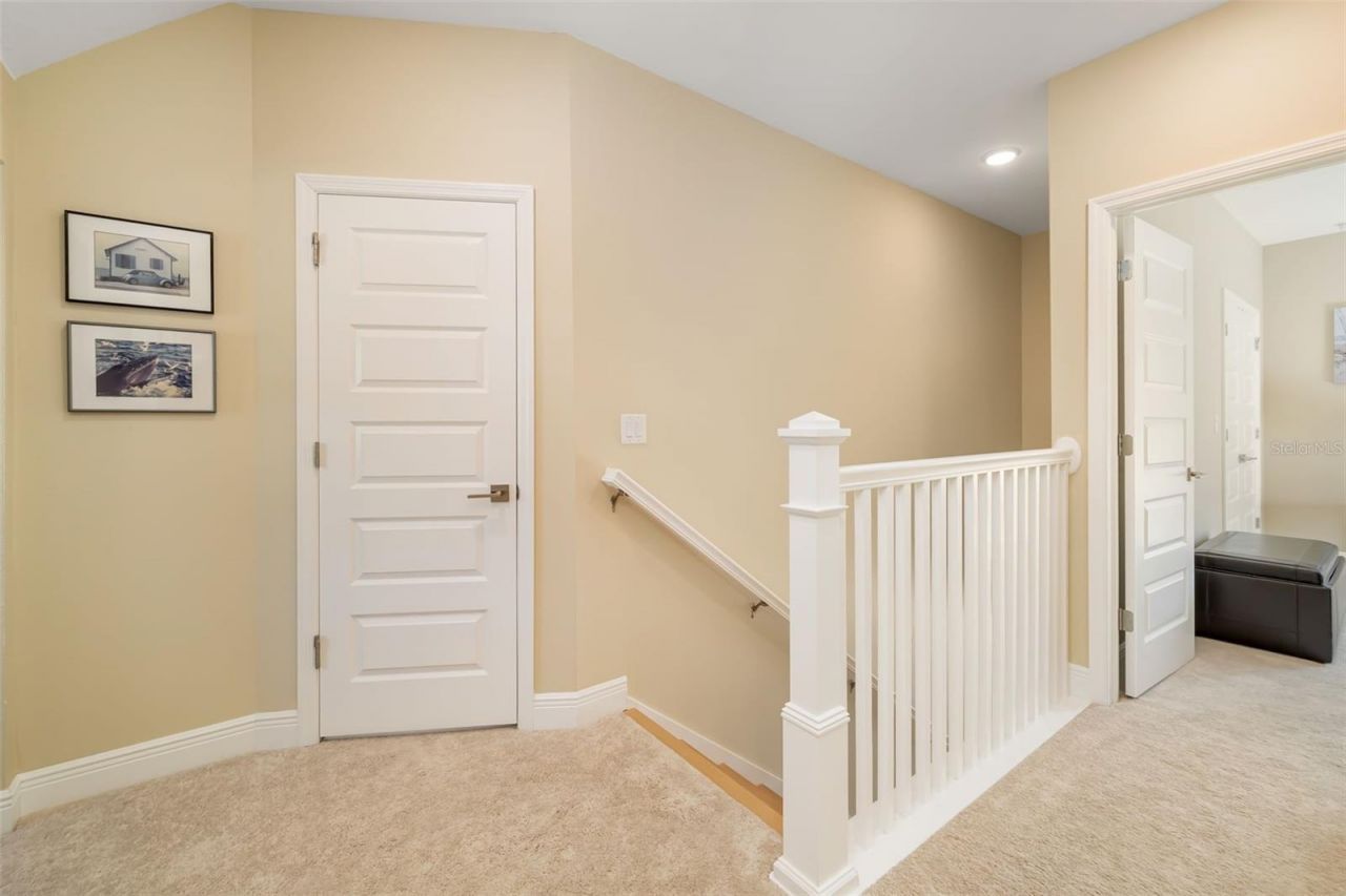 2576 Wood Street, Sarasota, FL 34237 Photo