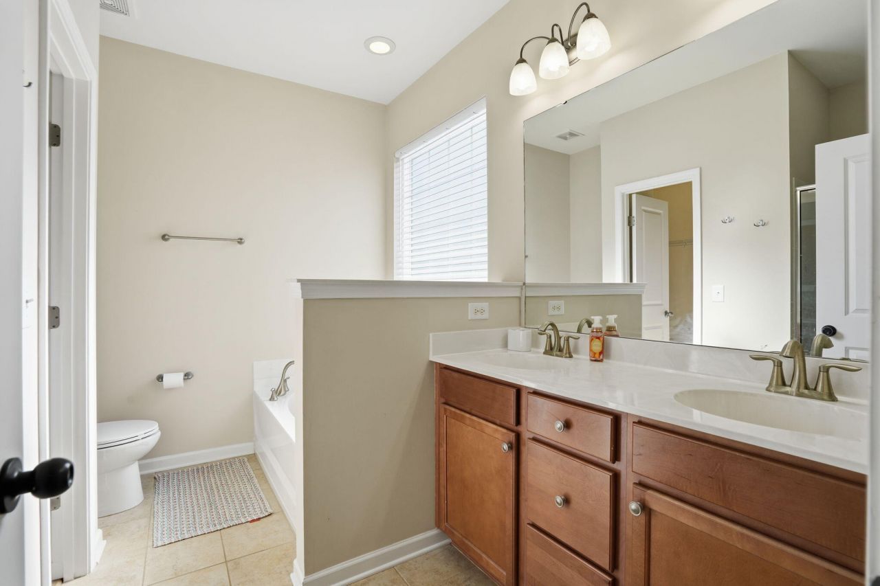 9672 Spencer Woods Road Photo 23