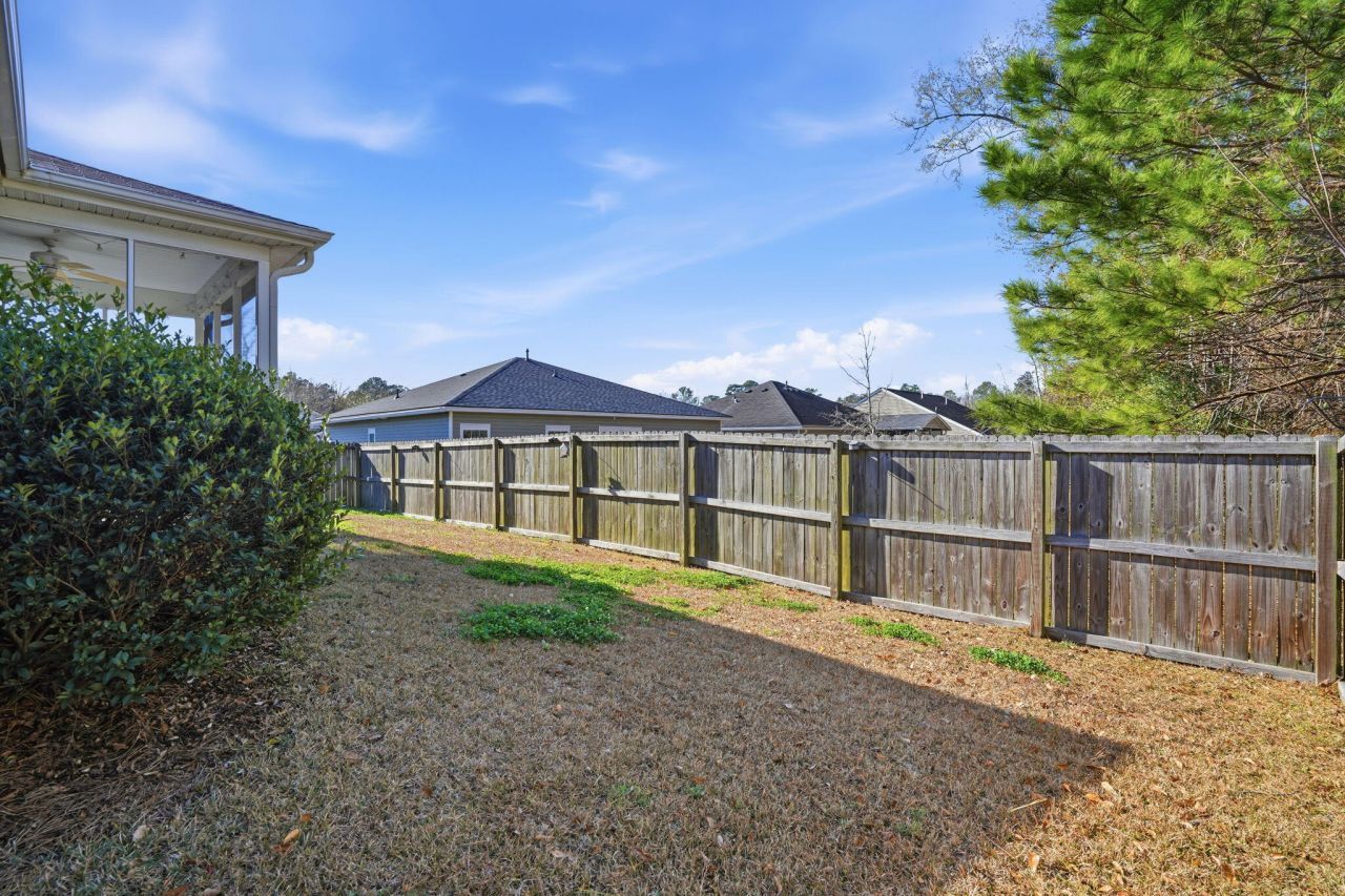 9672 Spencer Woods Road Photo 28