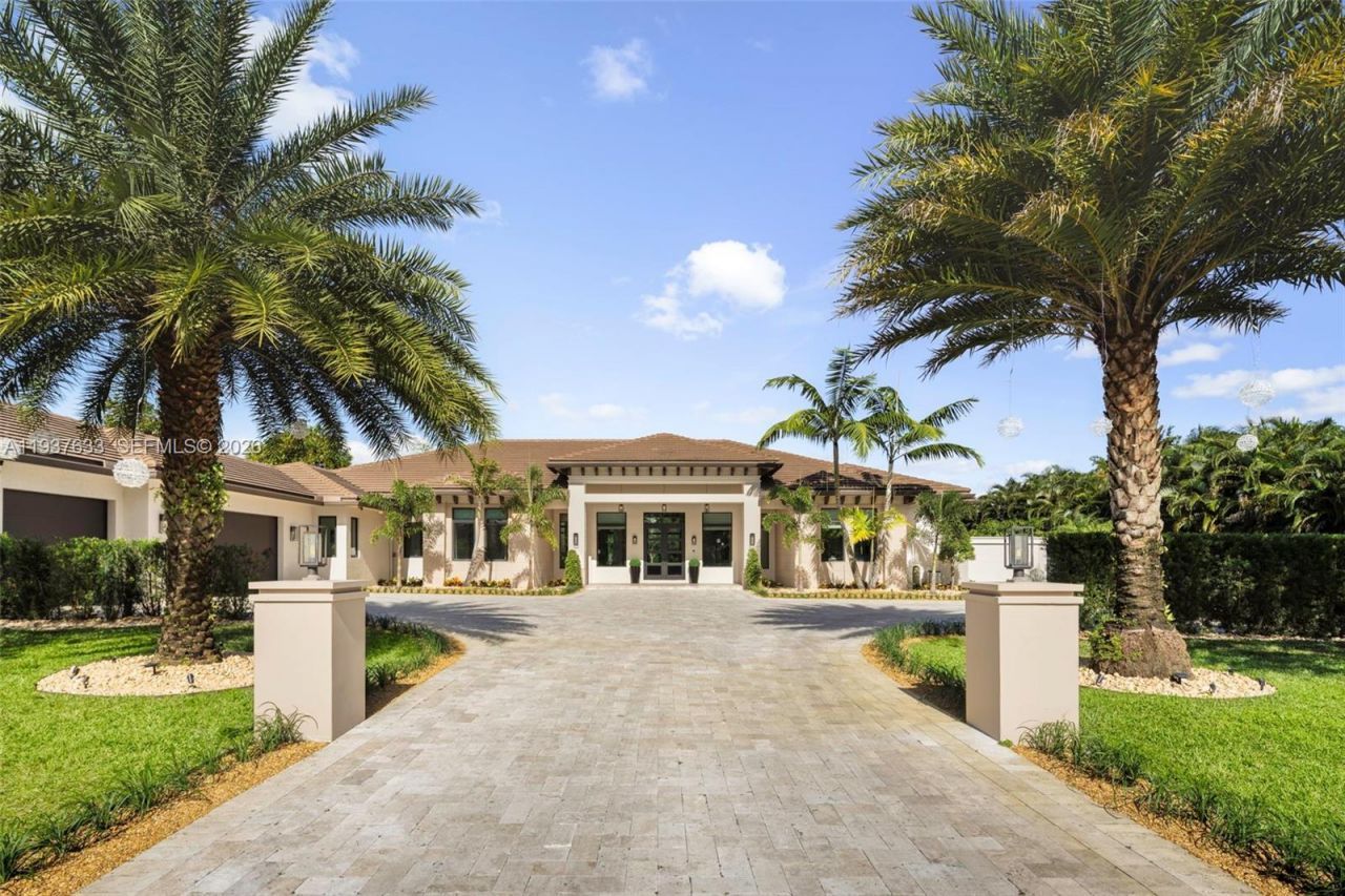 13505 SW 37th Pl, Davie, FL 33330 Main Photo