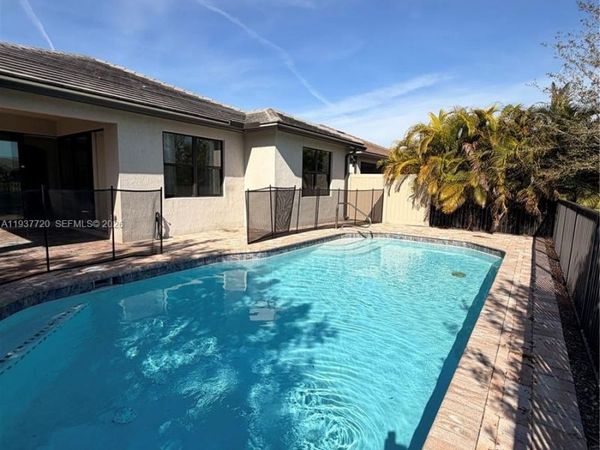 5026 Piaffe Dr , Lake Worth, FL 33467