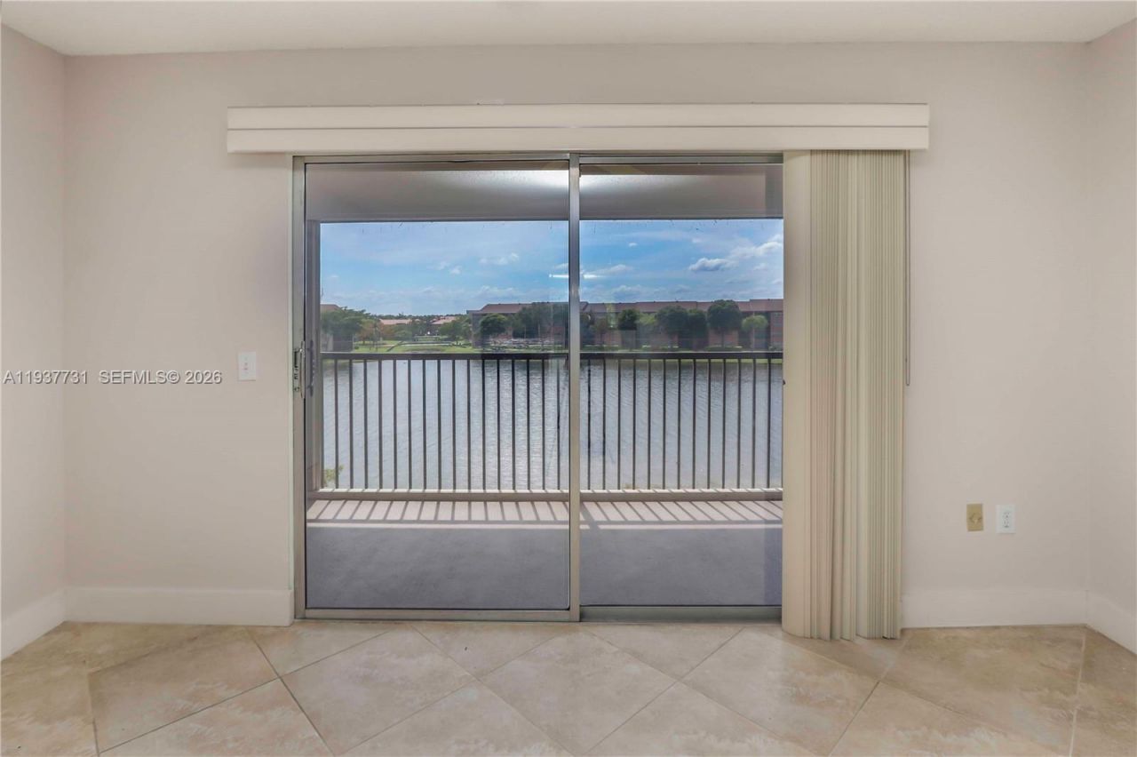 850 SW 138th Ave , Unit 409D, Pembroke Pines, FL 33027 Photo