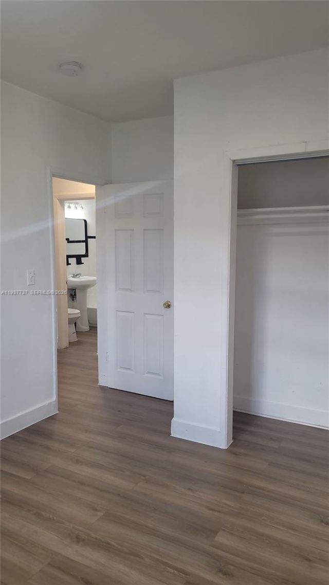 2951 NW 49th St , Miami, FL 33142 Photo