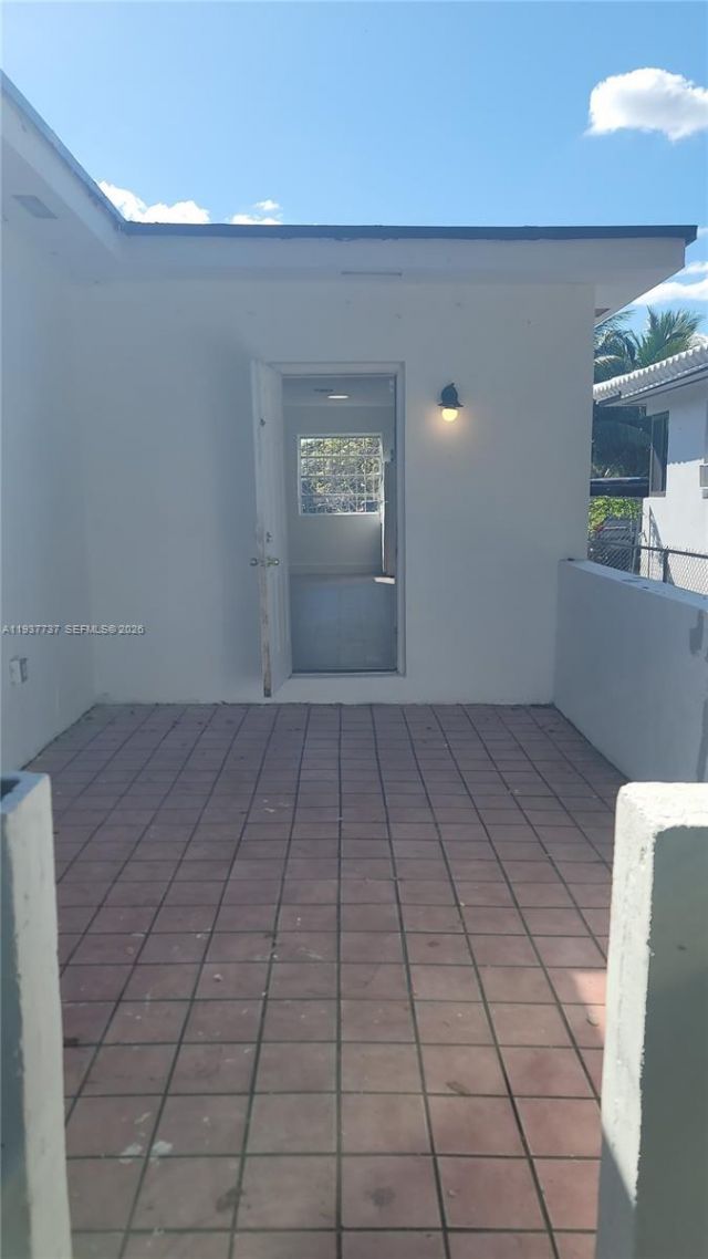 2951 NW 49th St , Miami, FL 33142 Photo