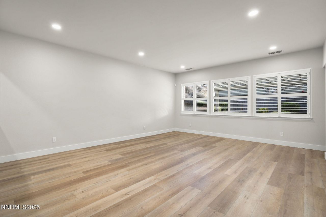 5070 Rhine Wine Drive, Sparks, NV 89436 Photo