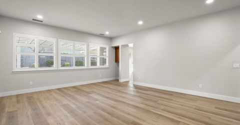 5070 Rhine Wine Drive, Sparks, NV 89436 Photo