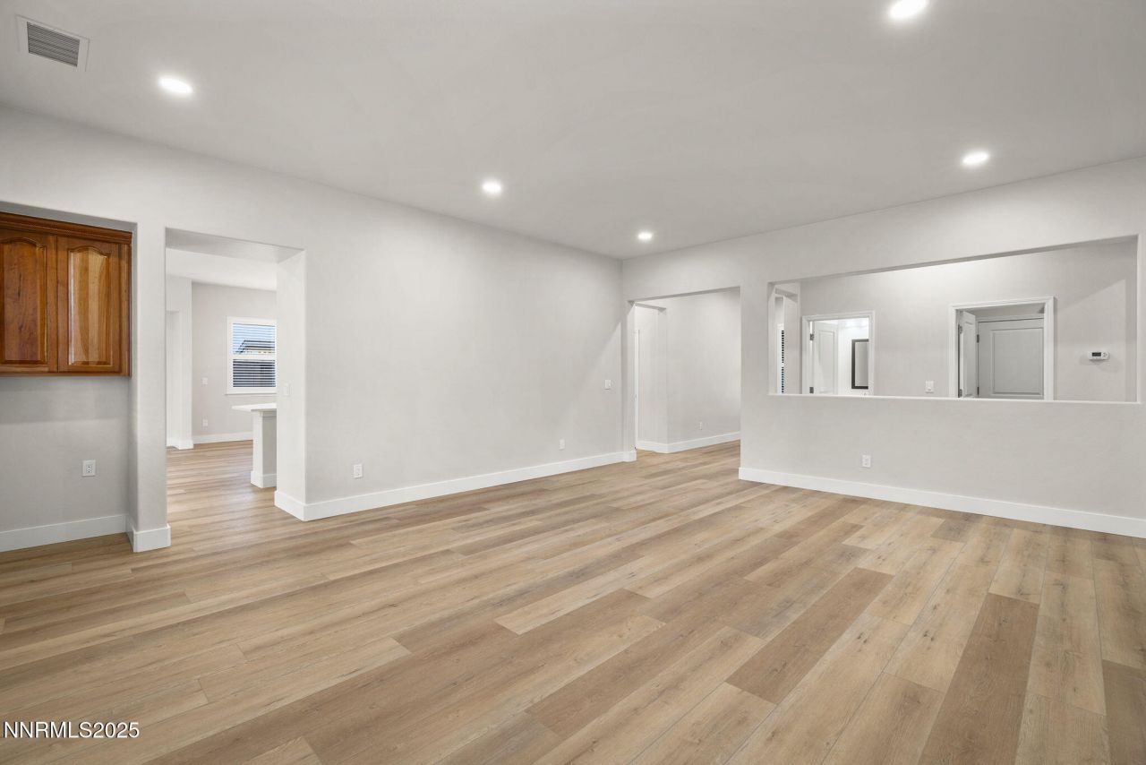 5070 Rhine Wine Drive, Sparks, NV 89436 Photo