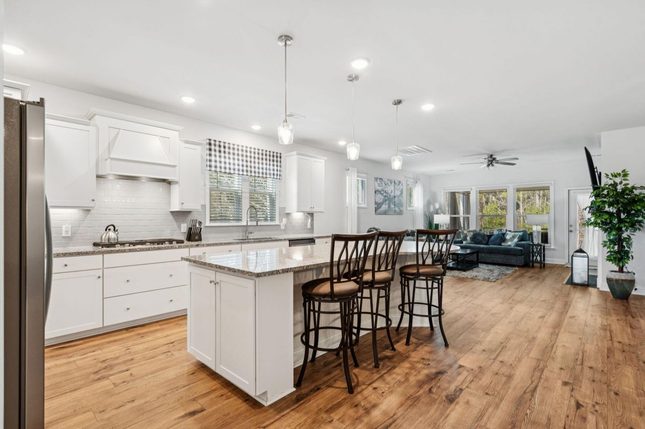 5033 Lady Bird Alley Photo 14