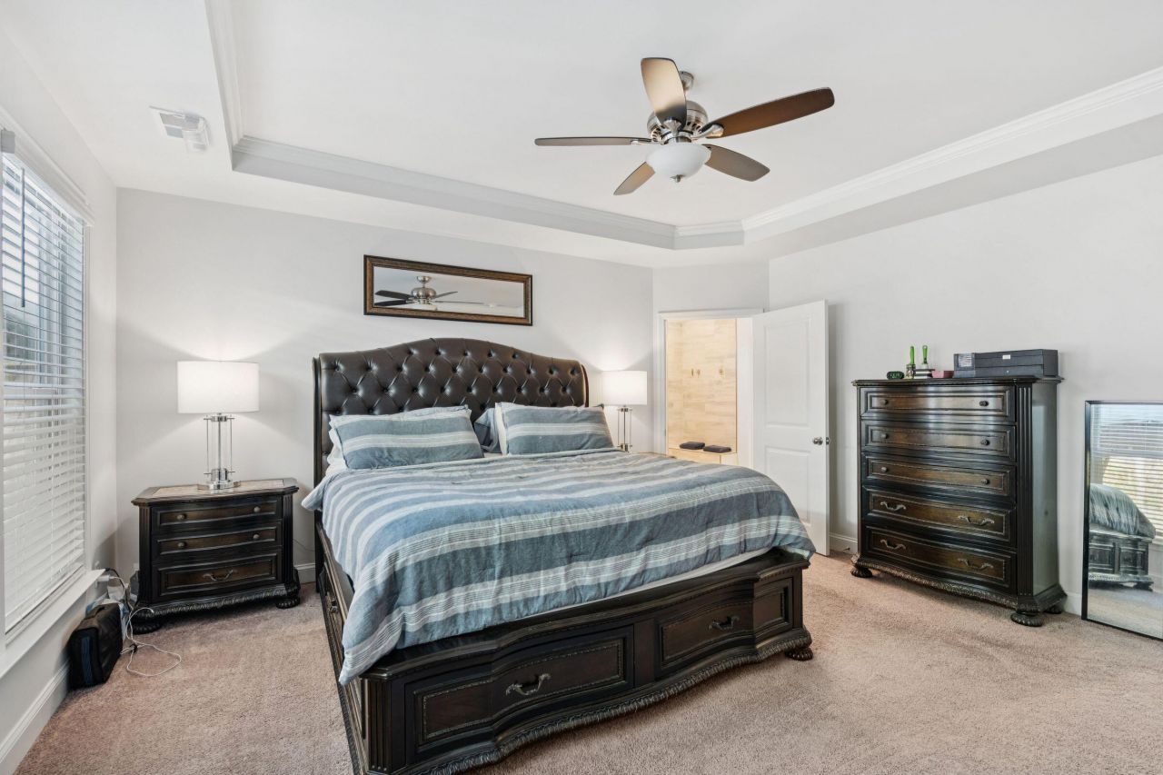 5033 Lady Bird Alley Photo 28