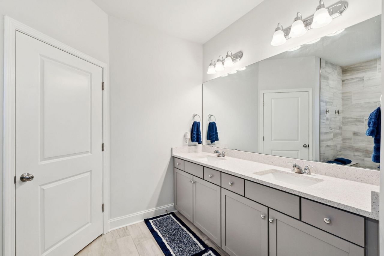 5033 Lady Bird Alley Photo 29