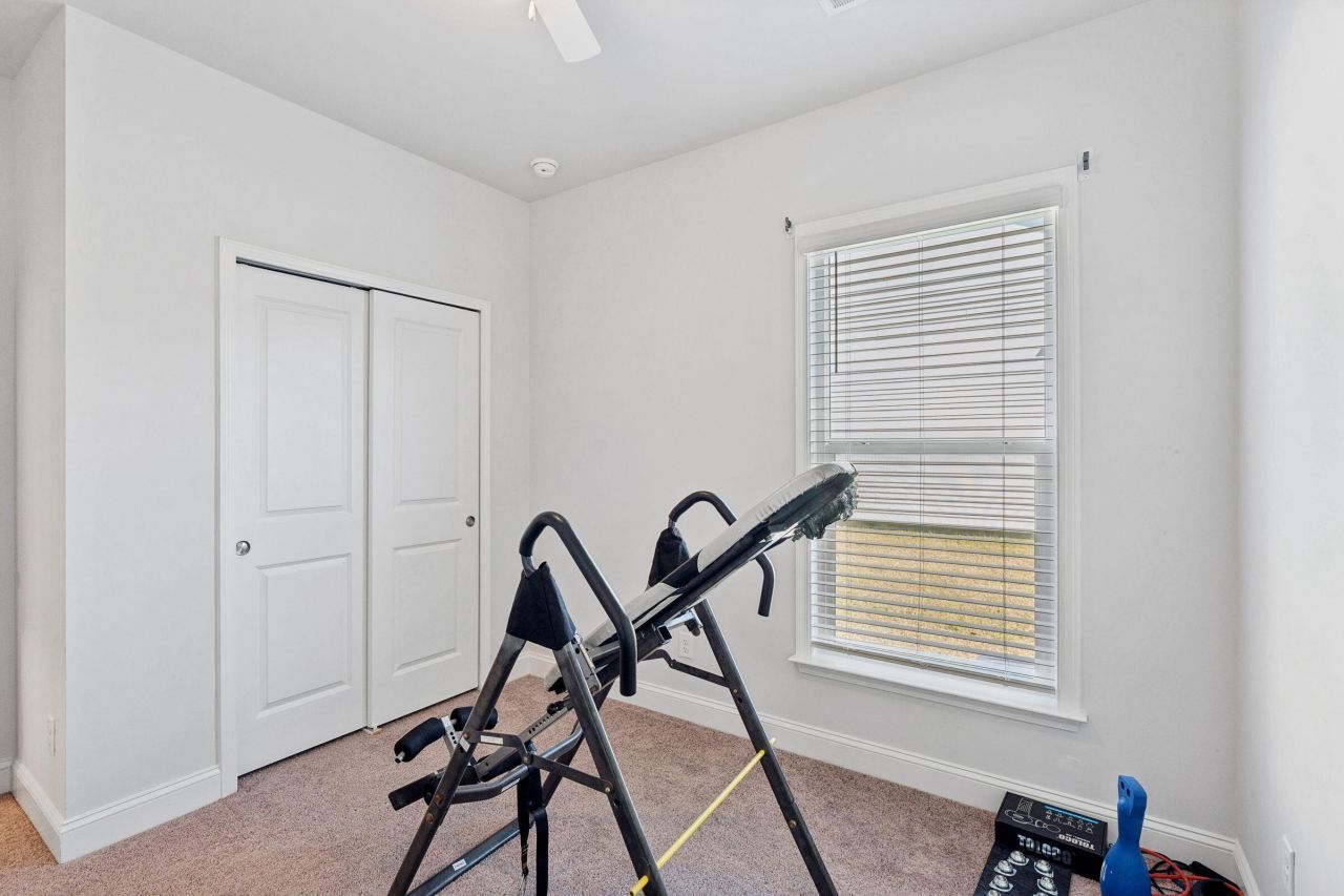 5033 Lady Bird Alley Photo 35