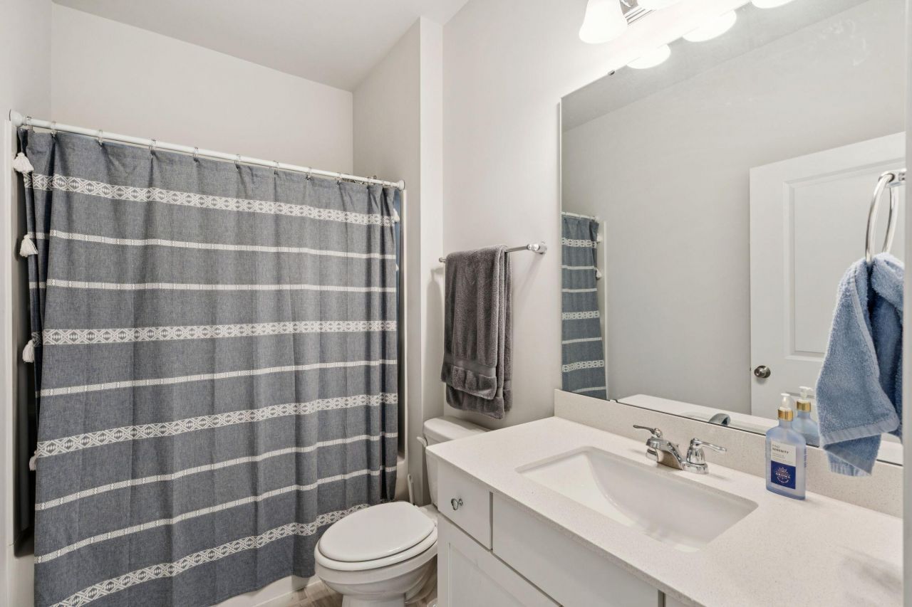 5033 Lady Bird Alley Photo 36