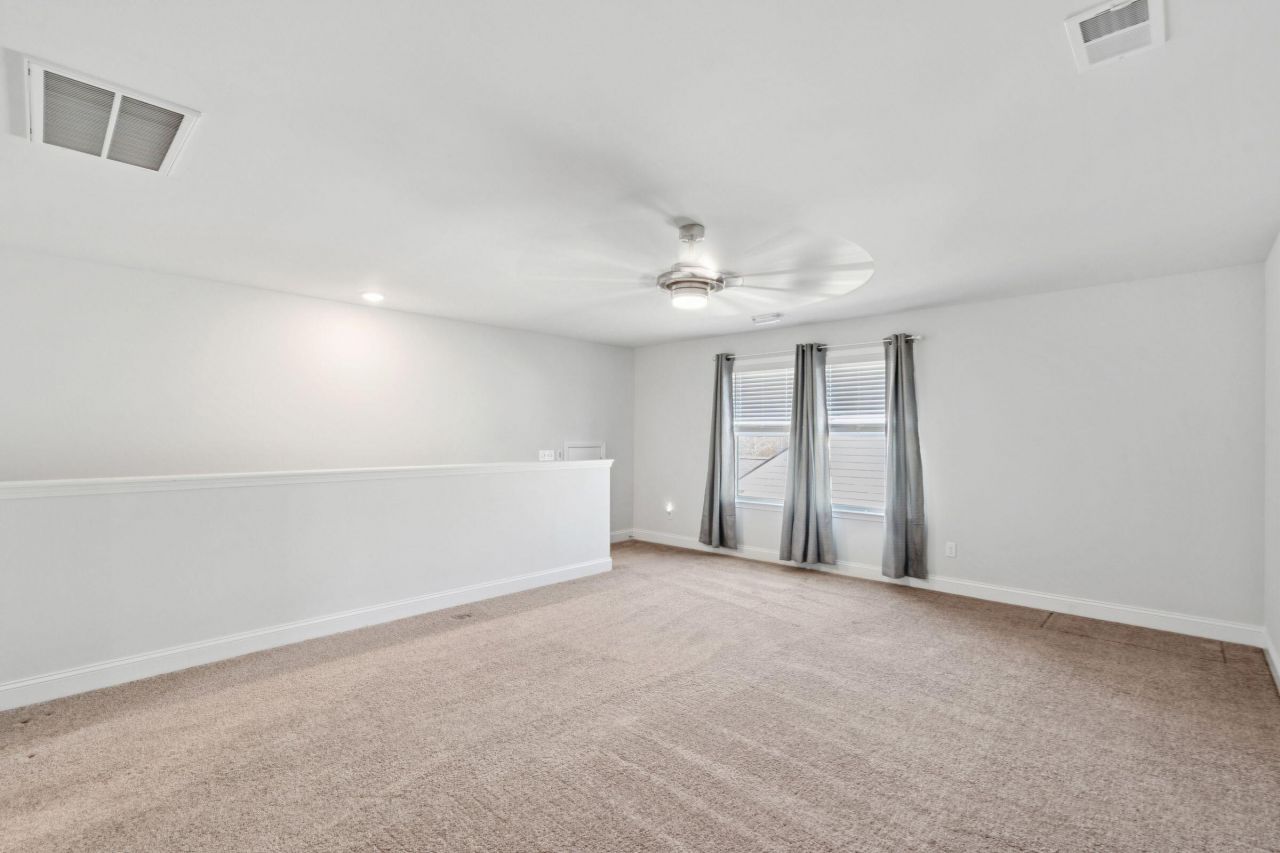 5033 Lady Bird Alley Photo 44