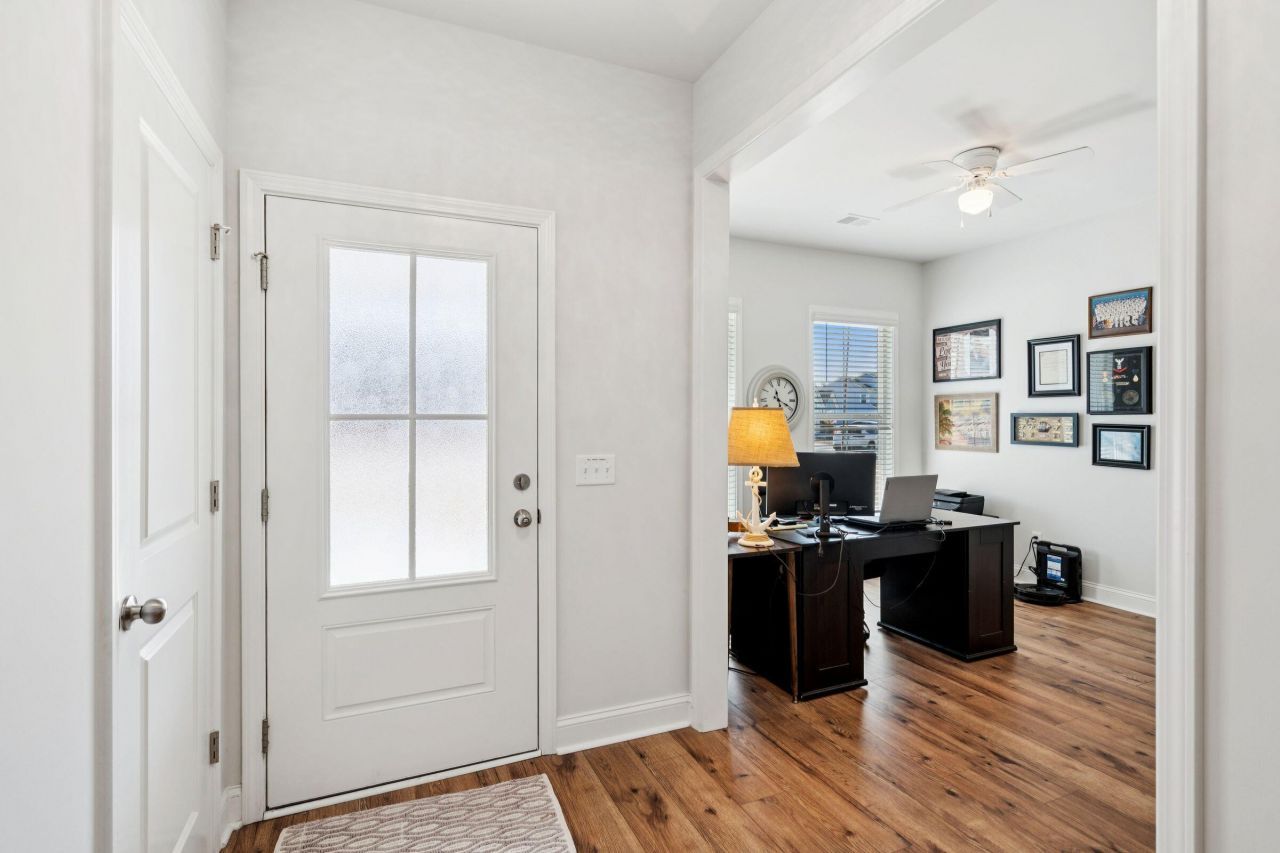 5033 Lady Bird Alley Photo 8