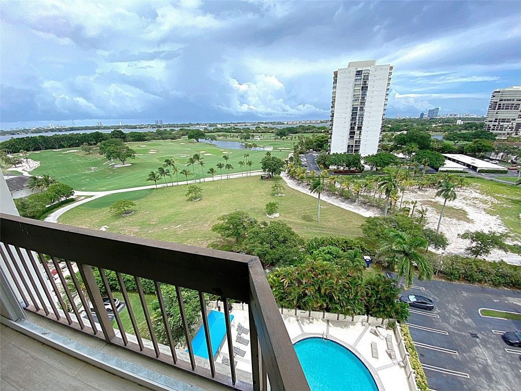 2400 Presidential Way, Unit 1104, West Palm Beach, FL 33401 Photo