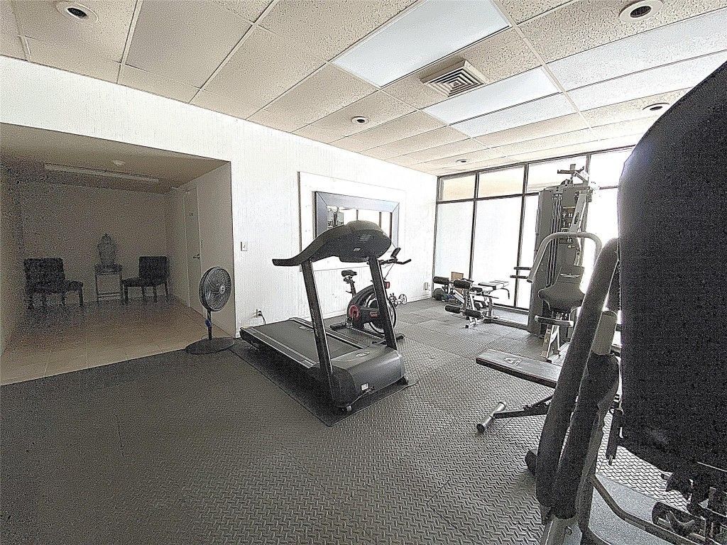 2400 Presidential Way, Unit 1104, West Palm Beach, FL 33401 Photo