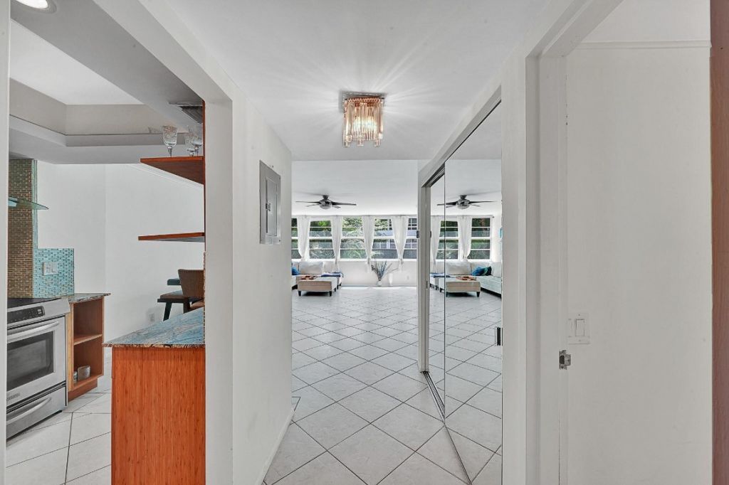 1170 N Federal Highway, Unit 106, Fort Lauderdale, FL 33304 Photo