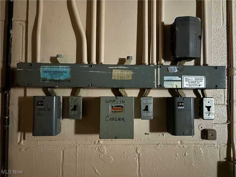 9644 E Center Street, Windham, OH 44288 Photo 21