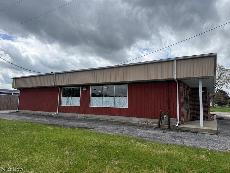 9644 E Center Street, Windham, OH 44288 Photo 3
