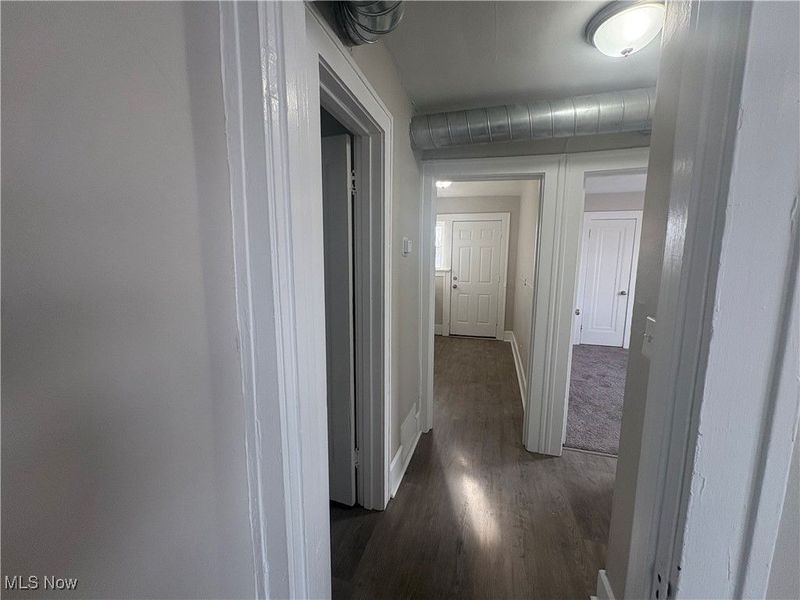 14236 Lakeshore Boulevard, Unit 6, Cleveland, OH 44110 Photo 12