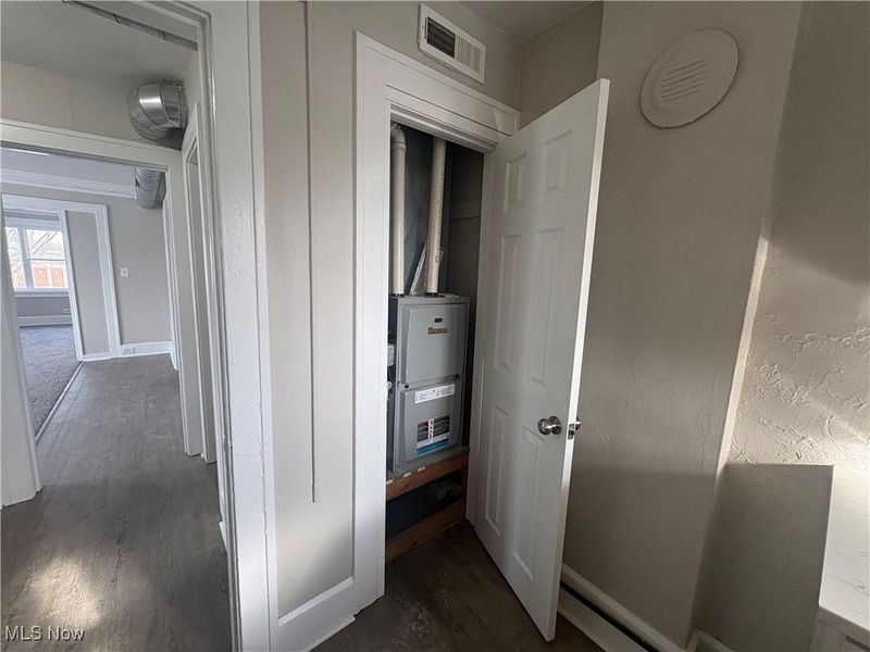 14236 Lakeshore Boulevard, Unit 6, Cleveland, OH 44110 Photo 4