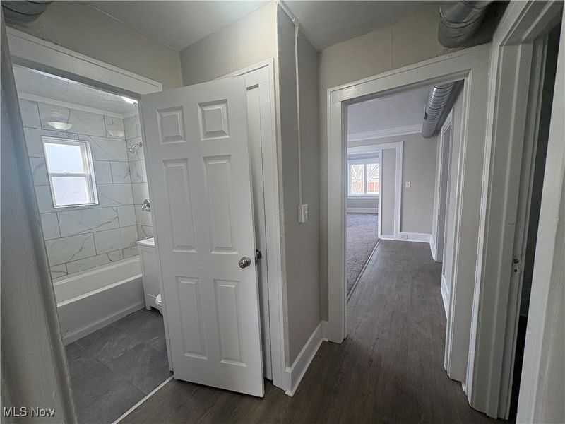 14236 Lakeshore Boulevard, Unit 6, Cleveland, OH 44110 Photo 7