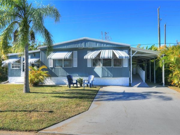 9845 61st Parkway, Sebastian, FL 32958