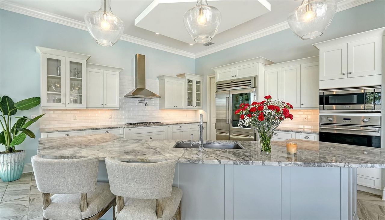 548 Hornblower Lane, Longboat Key, FL 34228 Photo