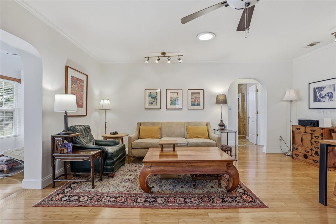 1010 45th Street North, Saint Petersburg, FL 33713 Photo