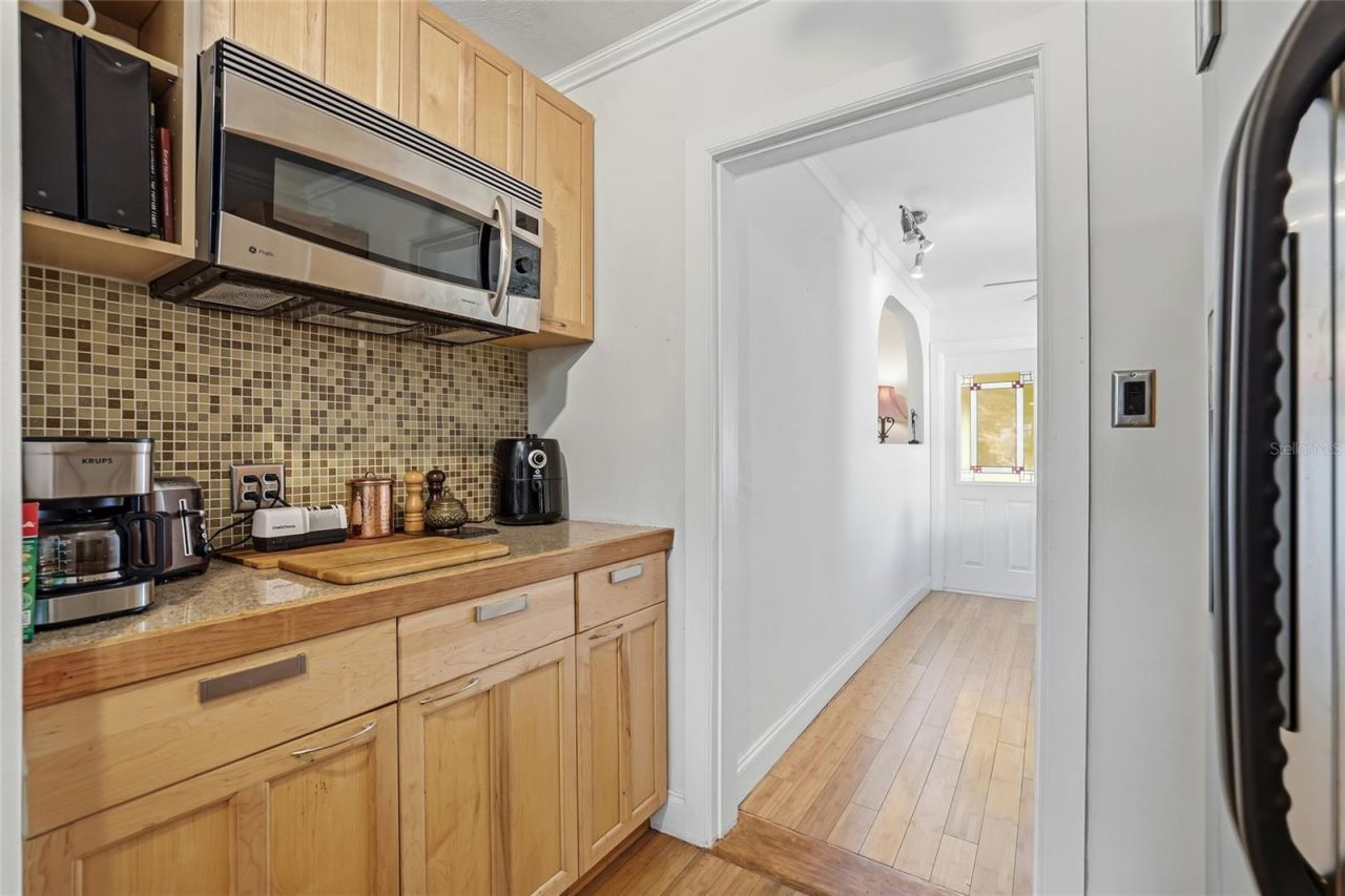 1010 45th Street North, Saint Petersburg, FL 33713 Photo