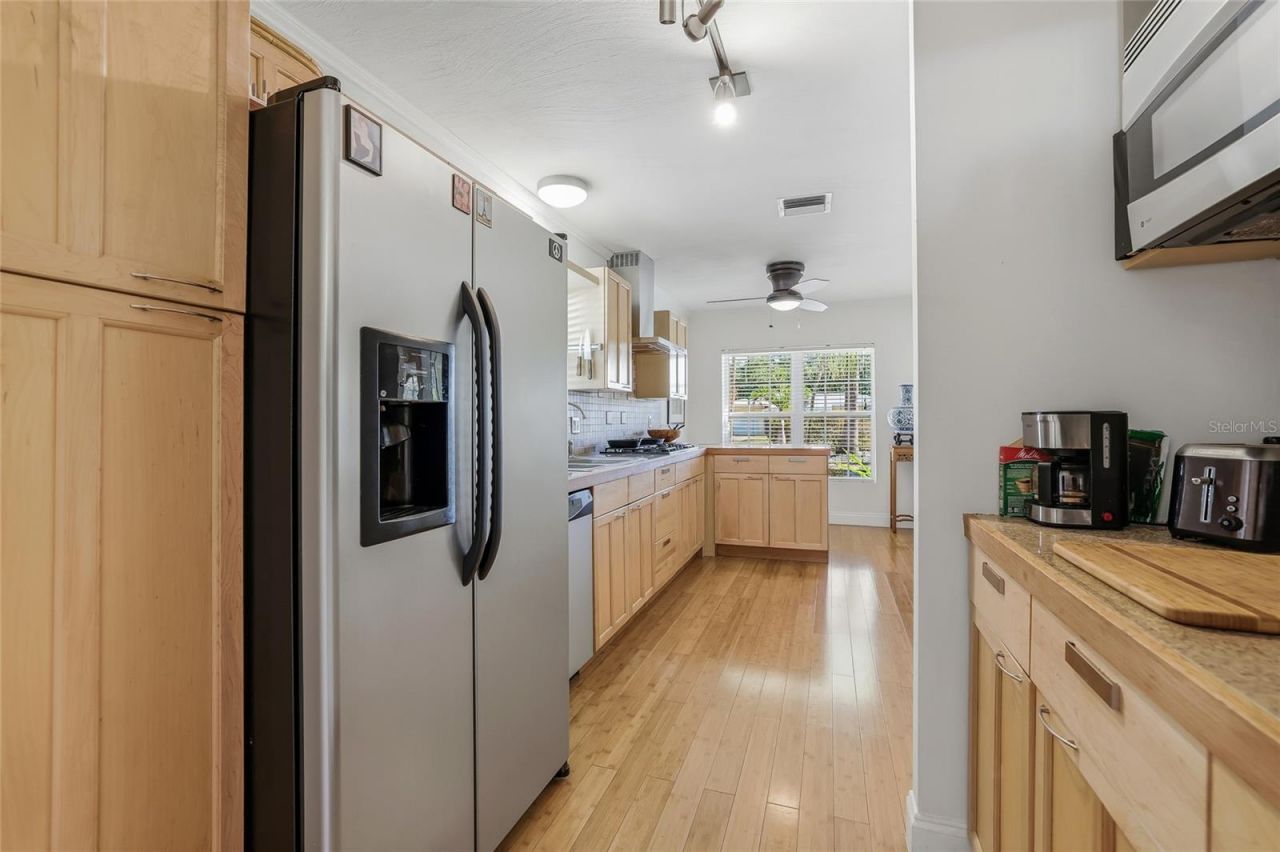 1010 45th Street North, Saint Petersburg, FL 33713 Photo