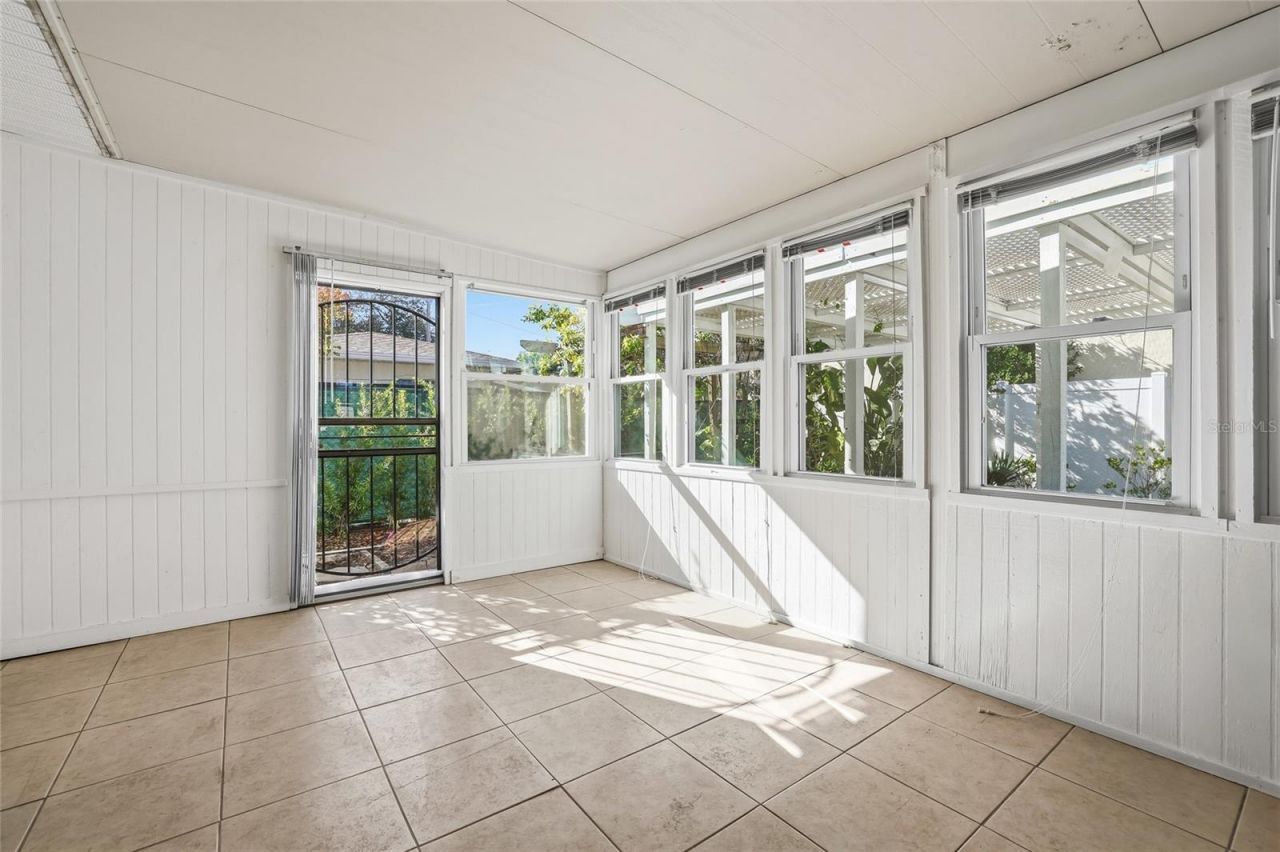 1010 45th Street North, Saint Petersburg, FL 33713 Photo